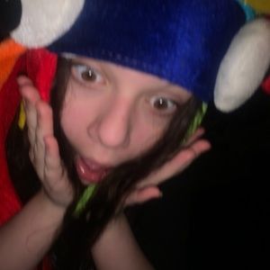 Meet your Posher, Lily